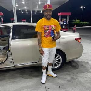 Meet your Posher, Danyelle